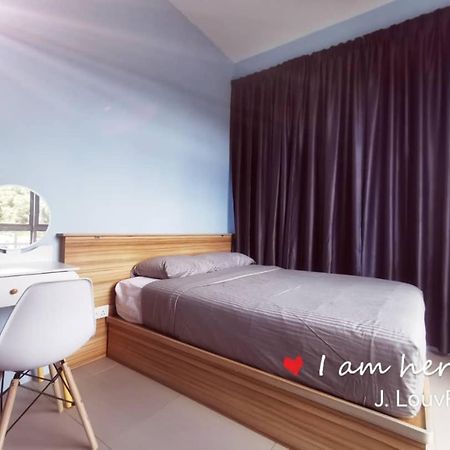 Studio Apartment Pasar Malam J.Louvre Tanah Rata Exterior foto